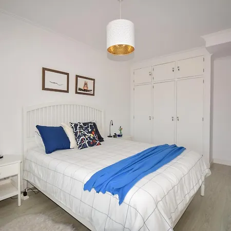 Retreat In With Balcony And Ocean View * 埃斯托利尔