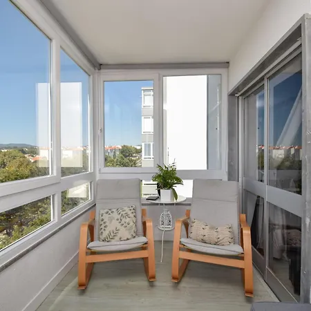 Retreat In With Balcony And Ocean View Estoril