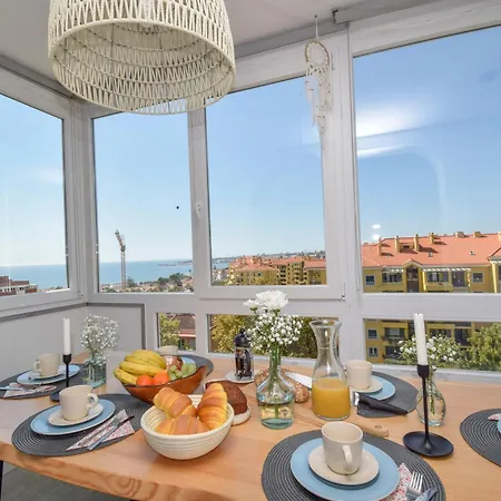Retreat In With Balcony And Ocean View 公寓 *
