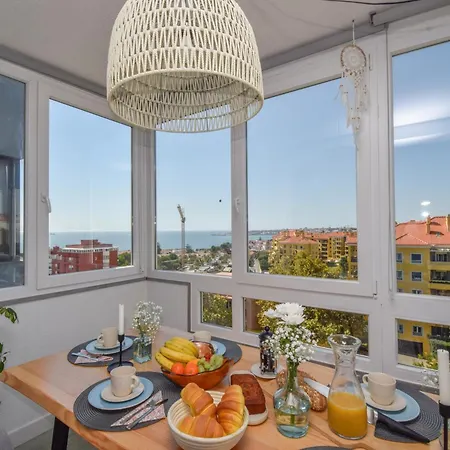 公寓 Retreat In With Balcony And Ocean View 埃斯托利尔